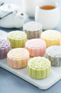Kar cilt tatlı ve iştah açıcı geleneksel Çin mooncakes