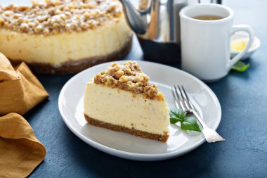 Cevizli karamelli cheesecake