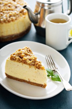 Cevizli karamelli cheesecake