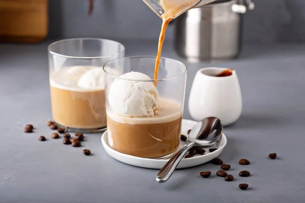 Καφέ affogato με παγωτό βανίλια — Φωτογραφία Αρχείου