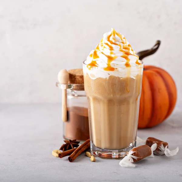 Pumpkin spice latte — Stockfoto