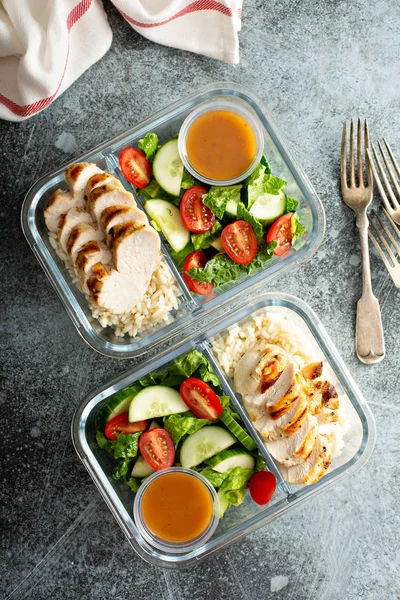 Meal prep containers with grilled chicken — Stock Photo, Image