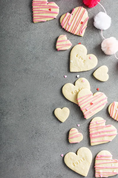 Biscuits en forme de coeur pour la Saint Valentin — Photo