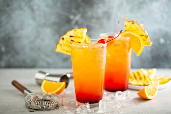 Tequila Cocktail lever de soleil — Photo