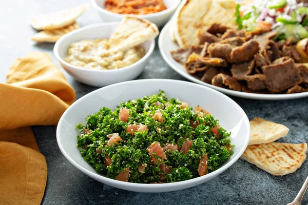 Domates ve kuskus ile Maydanoz tabbouleh