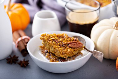 Fırında kabak yulaf ezmesi