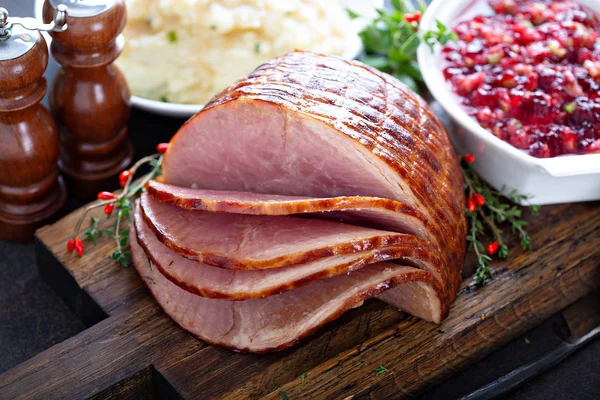 Holiday glazed ham for Christmas — Stock Photo, Image