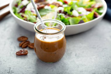 Balsamic vinaigrette dressing clipart