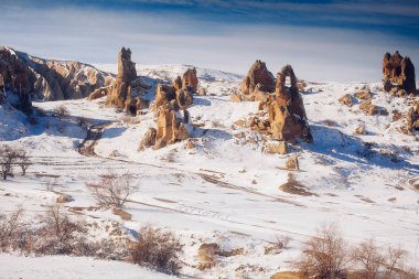 Valley nefes kesen manzarası kış sezonu, Cappadocia milli park, Türkiye