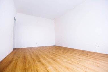 Beyaz boş İskandinav odası iç ahşap zemin ve duvarlar ile fotoğraf. Ev nordic iç.