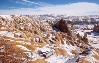 Aşk Vadisi nefes kesen manzarası kış sezonu, Cappadocia milli park, Türkiye