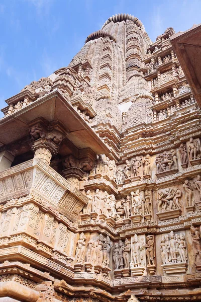 Antik kısma Khajuraho, Hindistan'da ünlü erotik Tapınağı'nda. UNESCO Dünya Miras Listesi
