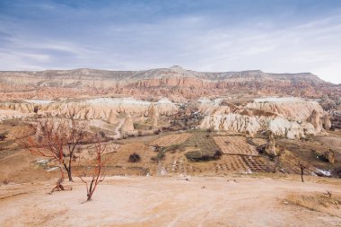 Valley nefes kesen manzarası kış sezonu, Cappadocia milli park, Türkiye