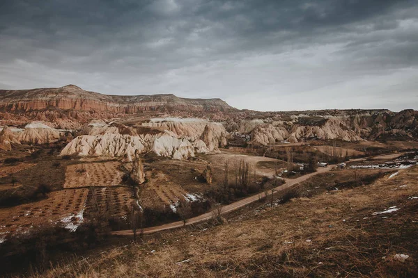 Valley nefes kesen manzarası kış sezonu, Cappadocia milli park, Türkiye