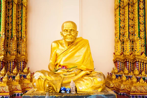 Detal świątyni buddyjskiej w koh Samui, Tajlandia — Zdjęcie stockowe