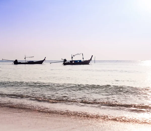 Una vista sul paesaggio tropicale del mare — Foto Stock