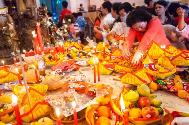 Phnom penh, Kamboçya - 31 Ocak 2014 insanlar kutlamak Çin 