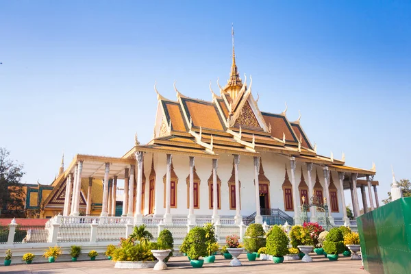 Královský palác v Phnompenhu — Stock fotografie