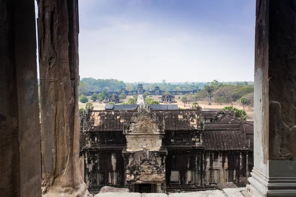 Angkor Wat Temple near  Siem reap in  Cambodia. — Stock Photo, Image