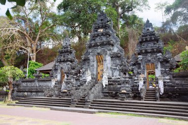 Bali tapınağı. Mimarlık, seyahat ve din.