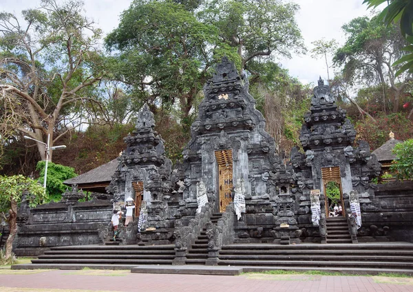 Balinese tempel. Architectuur, reizen en religie. — Stockfoto