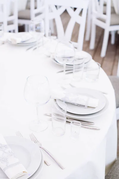 Banquete de bodas. Juego de mesa para recepción de boda —  Fotos de Stock
