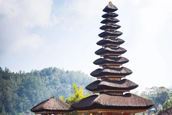 Ulun Danu tempio Lago Beratan a Bali, Indonesia — Foto Stock