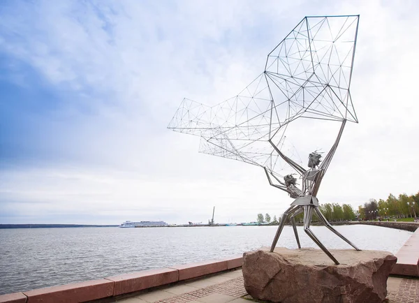 Petrozavodsk, Republika Karelii, Rosja, 20 maja 2019 r.: "Fisher — Zdjęcie stockowe