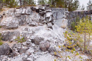 Ruskeala 'daki Mermer Kanyon. Karelia 'daki Sortavala bölgesi