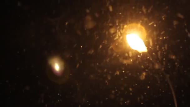 Night Winter Street Lamp Falling Snow Conceptul Iarnă Crăciun — Videoclip de stoc