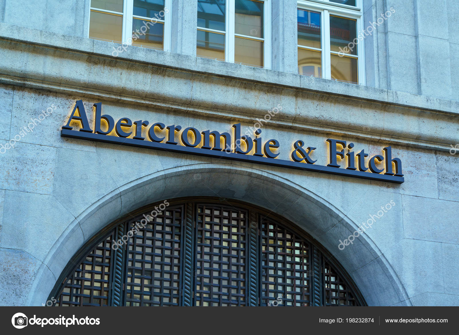 abercrombie and fitch germany