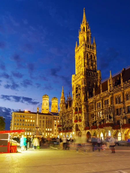 Night view of New Town Hall (Neues Rathaus) on Marienplatz and golden Marian column  in Munich city, Bavaria, Germany