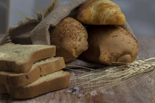 taze ekmek yapım ürünleri - gözleme - ekmek - ekmek