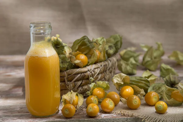 Rico Suco Groselha Espinhosa Cabo Rico Vitamina Physalis Peruviana — Fotografia de Stock