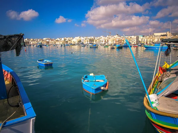 Barche portuali mediterranee — Foto Stock