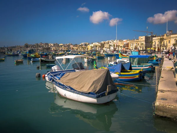 Barche portuali mediterranee — Foto Stock