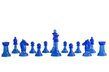 Soyut satranç oyunu ya da iş adamları rekabet spor oyunları için beyaz bir arka plan ile satranç strateji zafer lider için vardır