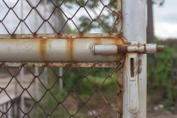 Abstrakt Metall Netto Moderna Design Bur Sieve Förbjudet Frihet Gamla — Stockfoto