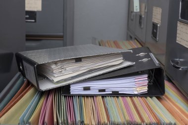Yığın belge dosyada kabine Office hızı.