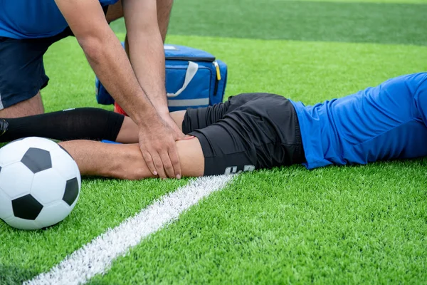 Footballer Wearing Blue Shirt Black Pants Injured Lawn Race — Stock Photo, Image