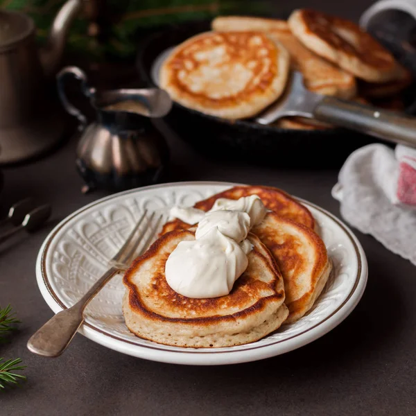 Wholemeal Pancakes with Mascarpone — Stock Photo, Image