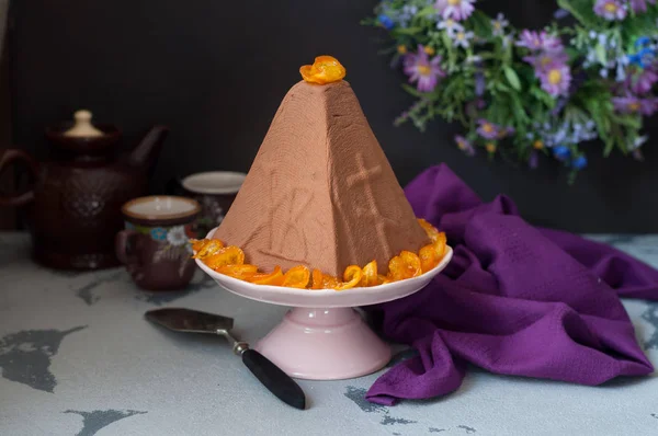 Paskalya Çikolatalı Kuark Tatlısı, Paskha