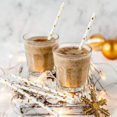 Tarçın ile Noel Tarihi Milkshake