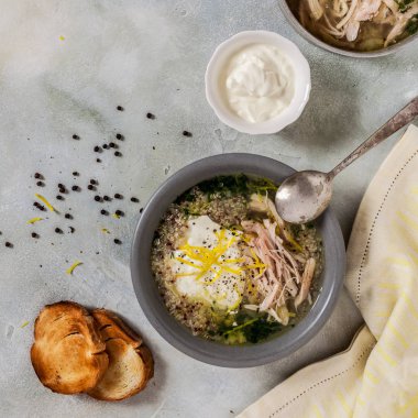 Tavuk Quinoa Çorbası