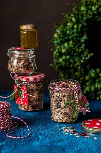 Granola como um presente de Natal — Fotografia de Stock