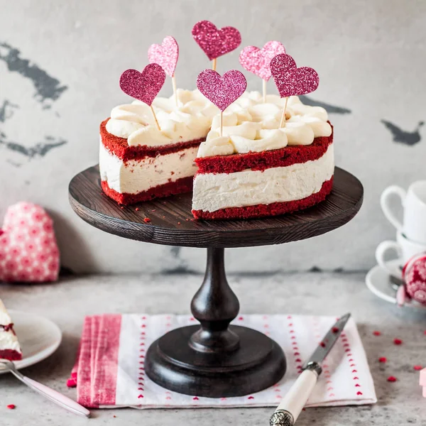 Sliced Red Velvet Cheesecake — Stock Photo, Image