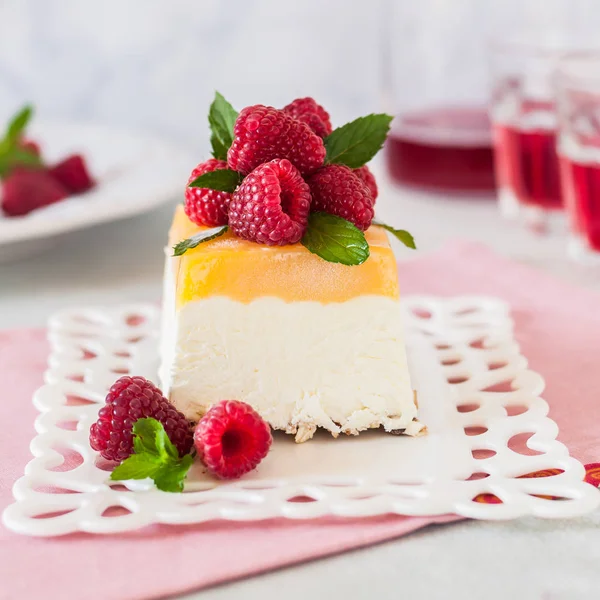 Citrom semifreddo málna — Stock Fotó