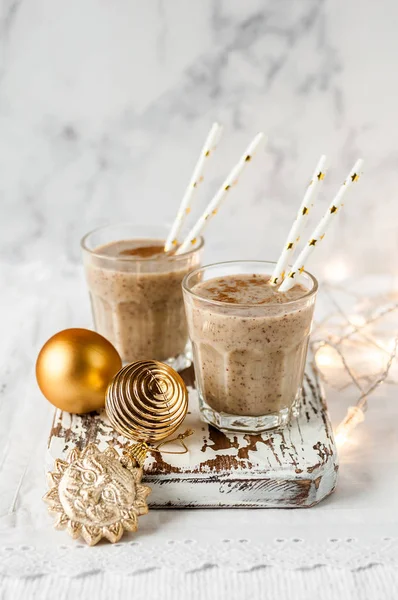 Fecha de Navidad Milkshake con canela — Foto de Stock