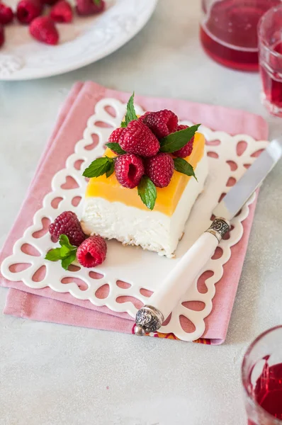 Citrom semifreddo málna — Stock Fotó