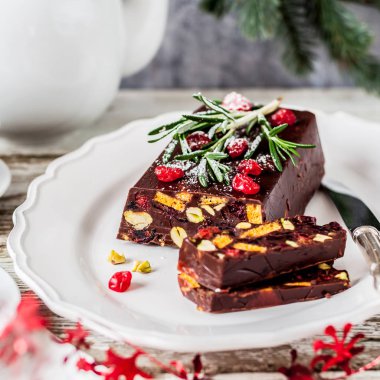 Noel Çikolatamozaik Kek